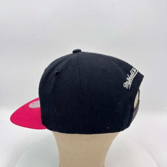 Mitchell & Ness Notalgia Co. San Antonio Spurs NBA Black Red Snapback Hat - Picture 5 of 10